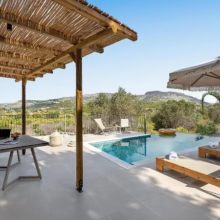 Massari Hills Moon Villa *