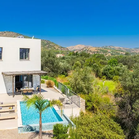 Massari Hills Moon Villa *