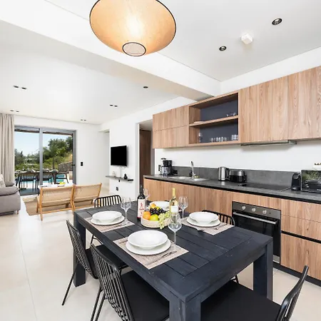 Massari Hills Moon Villa Archangelos (Rhodes)