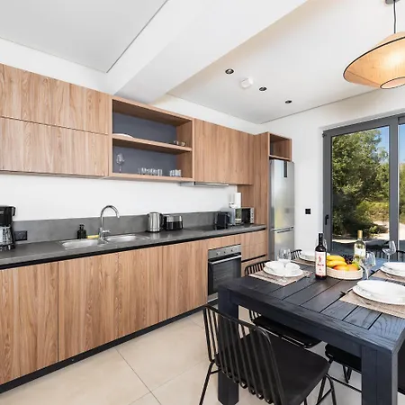 Massari Hills Moon Villa